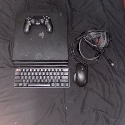 Ps4 Pro/ Razor Hutsmenmini/ Rog Chakram Mouse/ Headset