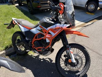 2025 KTM 390 Adventure R