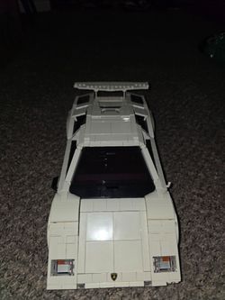 LEGO Icons Lamborghini Countach 5000 Quattrovalvole (10337)