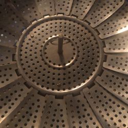 VintageSVinVint Steel Expanding Compact Folding Fruit Or Vegetable Footed Strainer