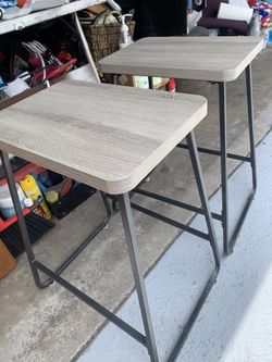 (2) Counter Stools From Steve Silver Co. EACH Retails $89.95+ Sell Each $25 Or Both $40 Like New
