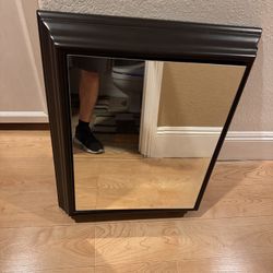 Medicine Cabinet Expresso 22 3/4”x 26 1/2” X 4”  Mirror Has Defects
