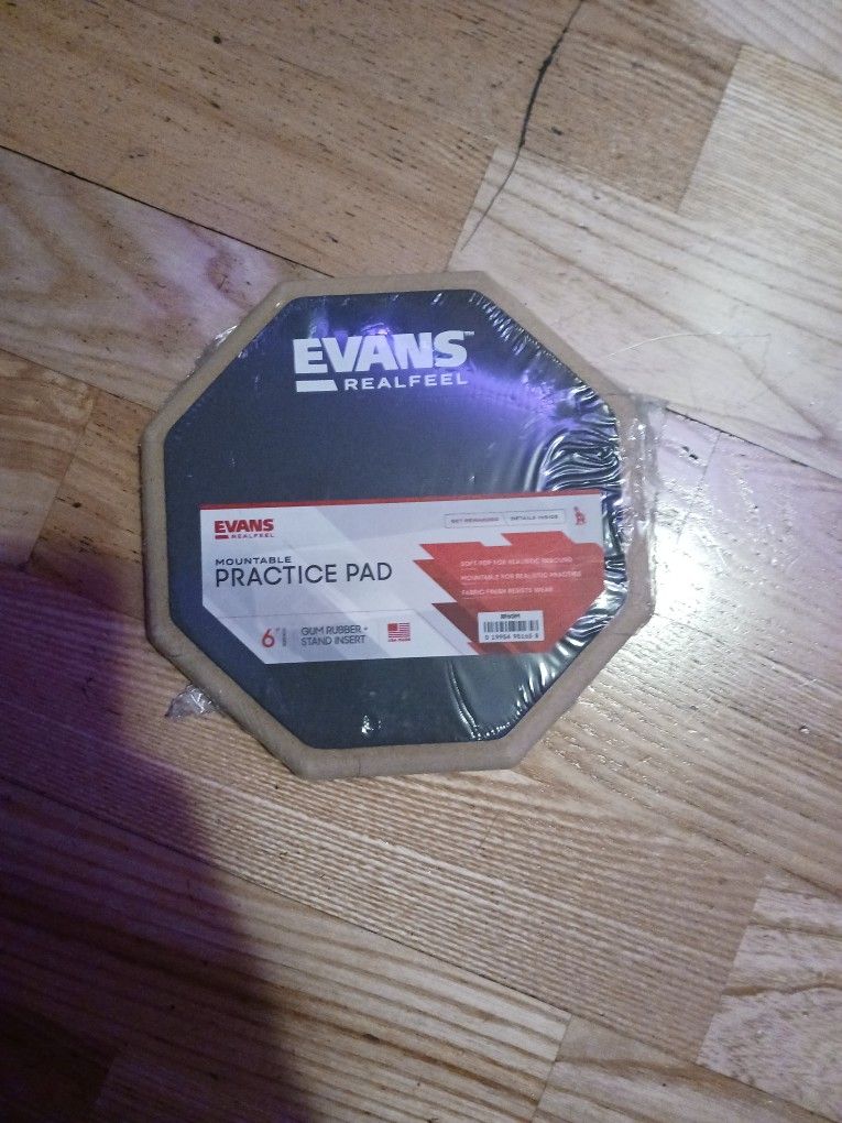 Evans Real feel Practice Pad Gum Rubber