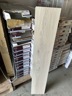 Maverick Mill Waterproof Click Lock Luxury Vinyl Plank Flooring