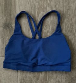 Lululemon Energy Blue Sports Bra Athletic Yoga Running Size 4 Small