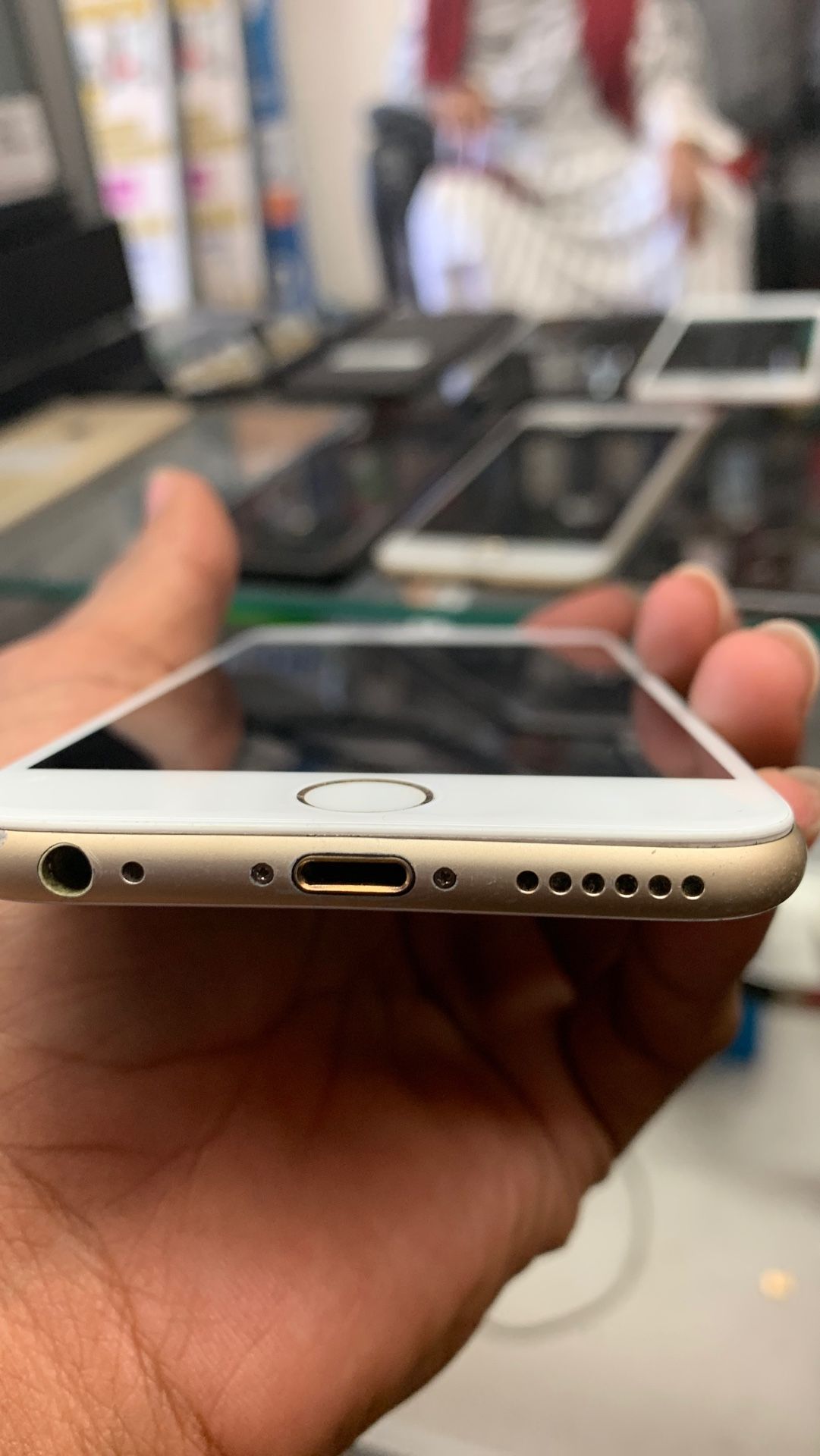 iPhone 6 16GB unlocked