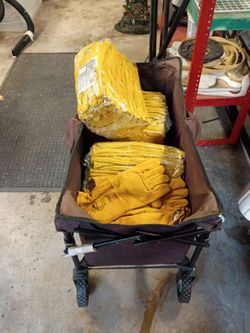 Leather welding gloves