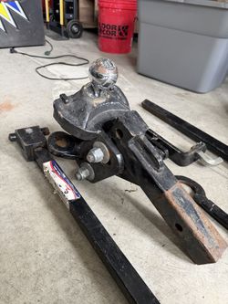 Heavy Duty Adjustable Trailer Hitch – 2-5/16 Ball