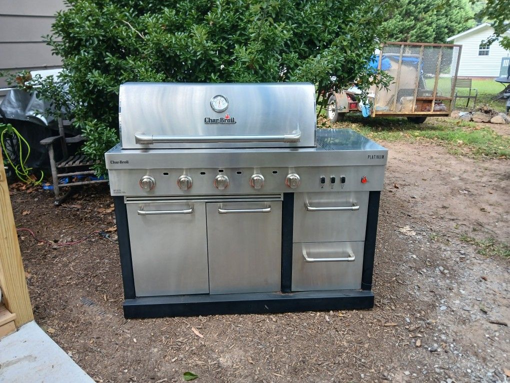 Commercial Outdoor Grill