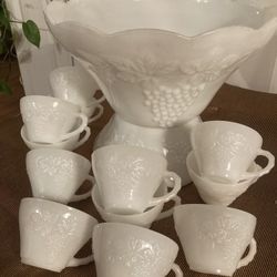 Vintage Anchor Hocking Milk glass