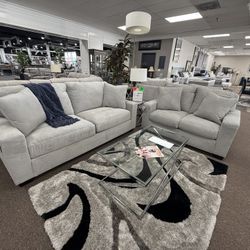 2 Pc Sofa And Loveseat 
