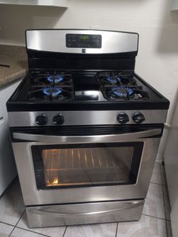 Stove / estufa de gas Kenmore ( Free Delivery 🚚