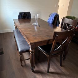 Dining Room Table 