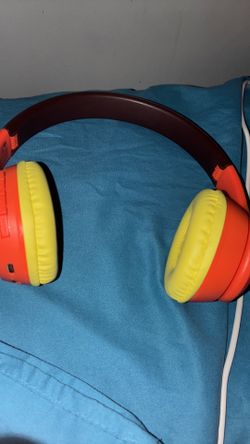 Head phones