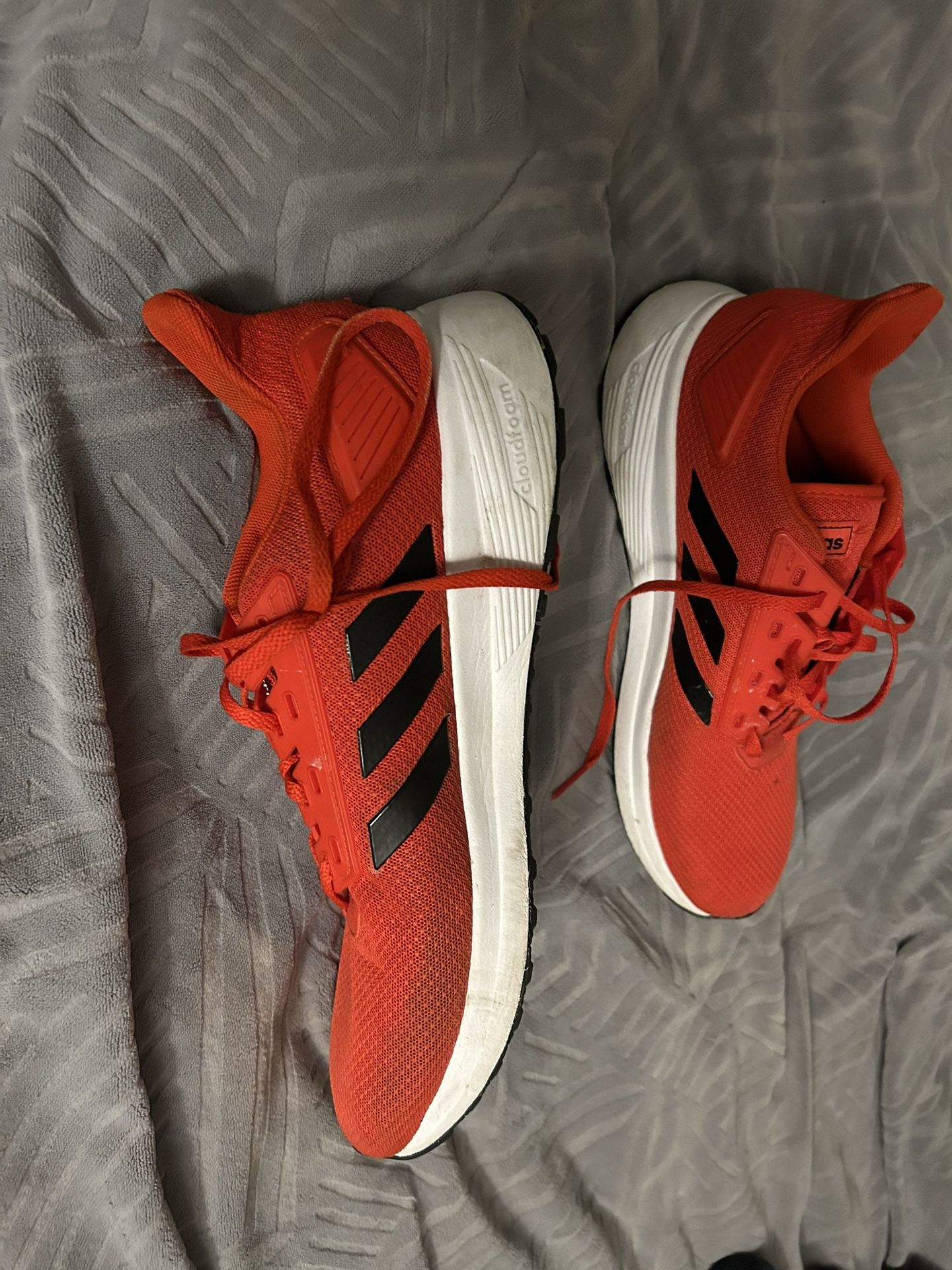 Men’s 10.5 Adidas 