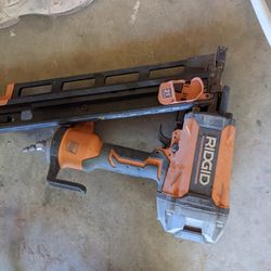 Ridgid 21° Round Head Nail Gun
