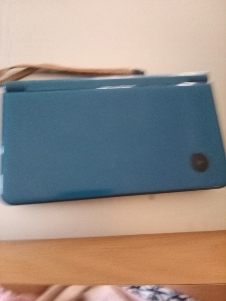 Nintendo DS XL
