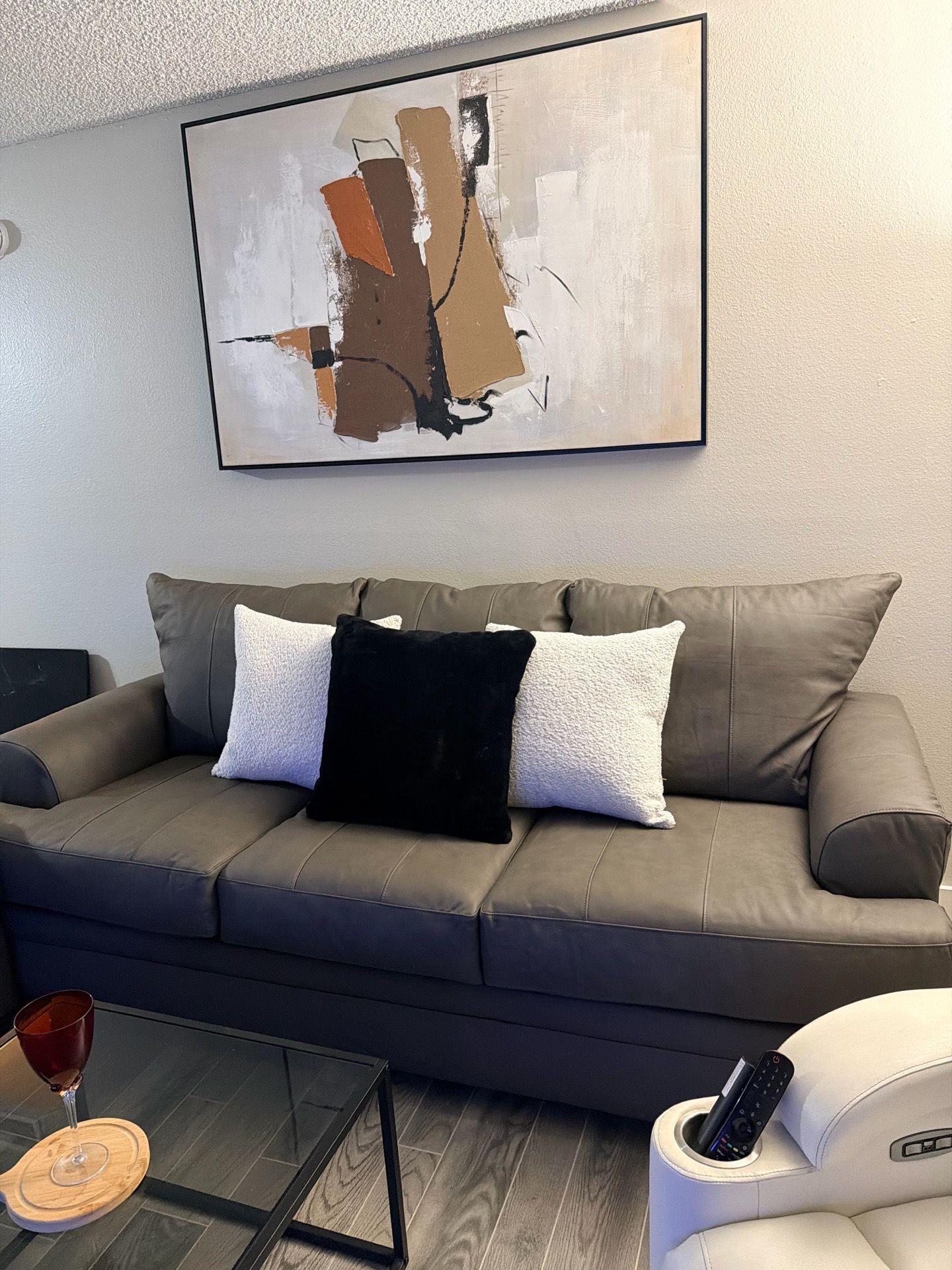 Like new living room couch set
