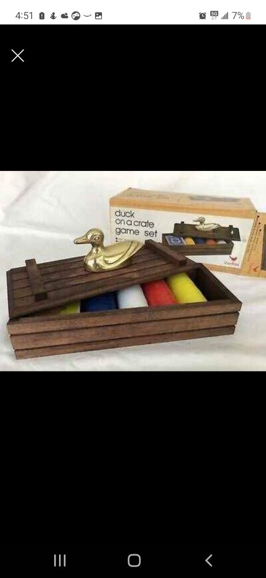 Duck on a crate game set