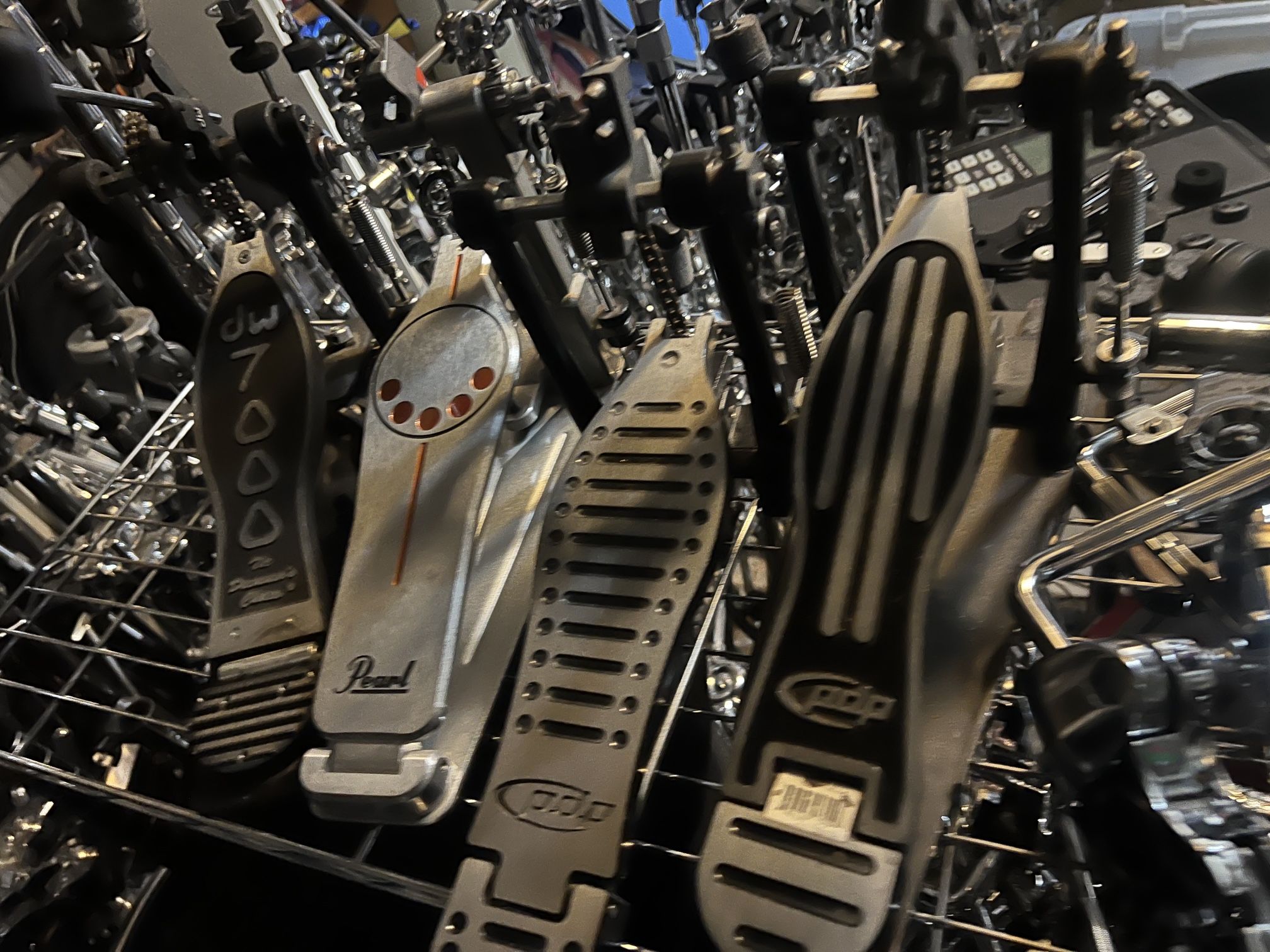 Bass pedals, Drums