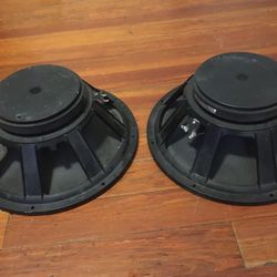 1000 watts Yamaha 15 Inches 8 Ohm