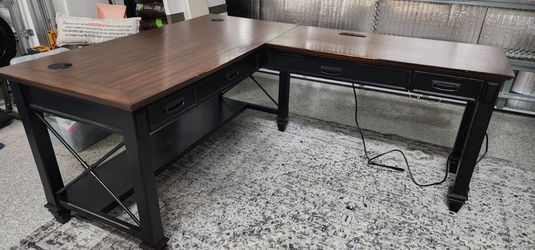 Office desk