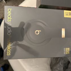 New Beat Wireless Headphones 