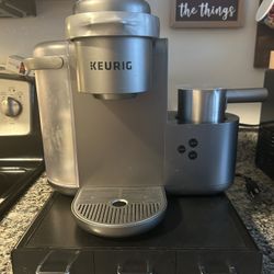 Keurig Coffee Maker with coffee pod storage