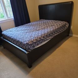 Queen Size Bed Set