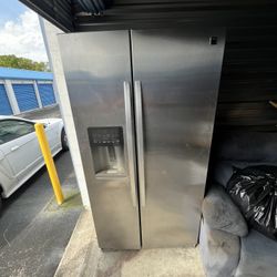 Kenmore Coldspot Refrigerator