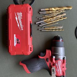 M12 FUEL 12V Lithium-Ion Brushless Cordless 1/2 in. Drill Driver (Tool-Only)