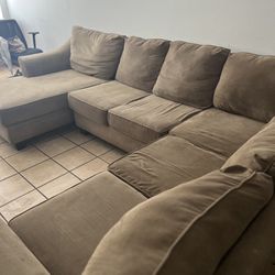 Sectional Sofa - 2 Pieces/ Partes