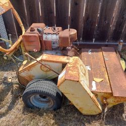 Maquina  Para Cortar Zacate Tiene #50 Años