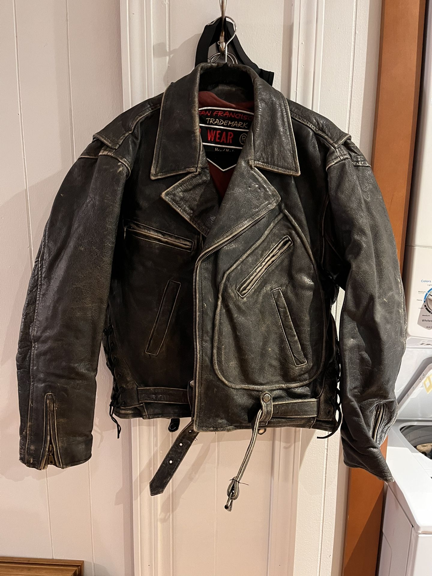 2BU Wear - Leather Motorcycle Jacket - Medium