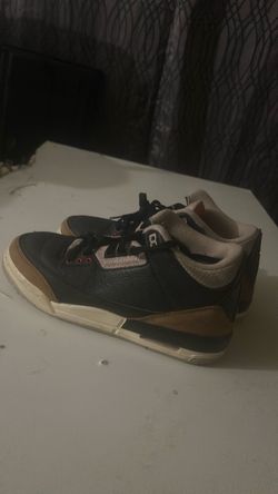 Air Jordan 3 Retro Sneakers