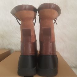 Ugg womens  Butte Chestnut  7. 8 Blk 5.6.7.