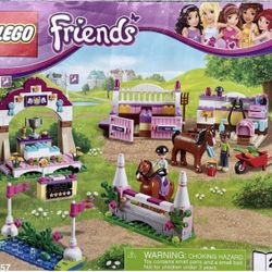 LEGO Friends 41057 Heartlake Horse Stable Show Set W/ Instructions Mini Doll Figures
