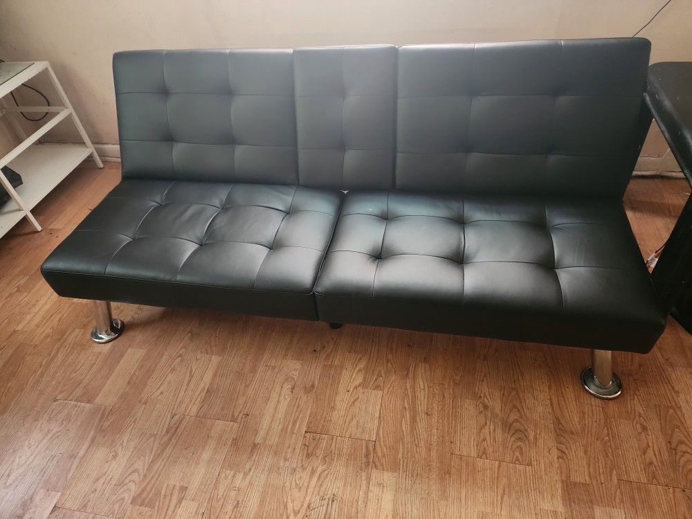 Convertible Futon/Sofa