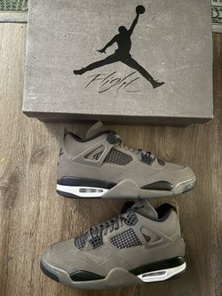 Cave stone Jordan 4 size 10.5 Vnds