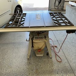 Ridgid Contractor Table Saw 