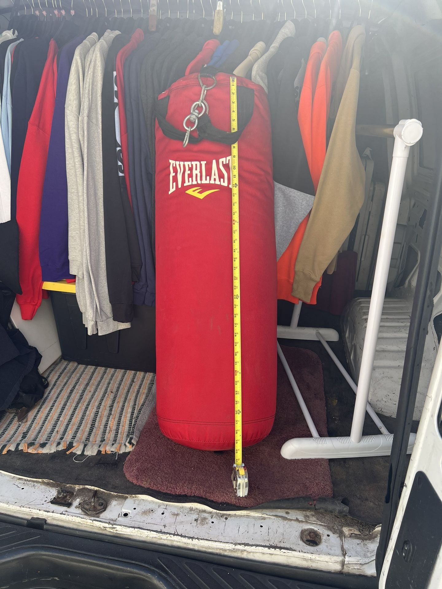 Everlast Punching Bag 80lbs 