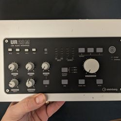 Steinberg UR28M AUDIO INTERFACE