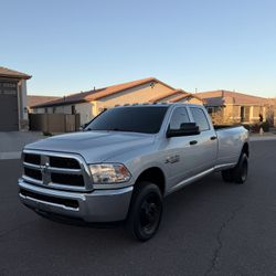 2018 Dodge Ram 3500 Dually 4X4