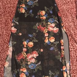 Flower Skirt With Open Slits