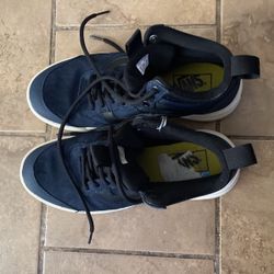 Man Shoes Boot vans Color Dark Blue Size 7 In Good Condition