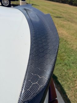 Honeycomb carbon fiber spoiler