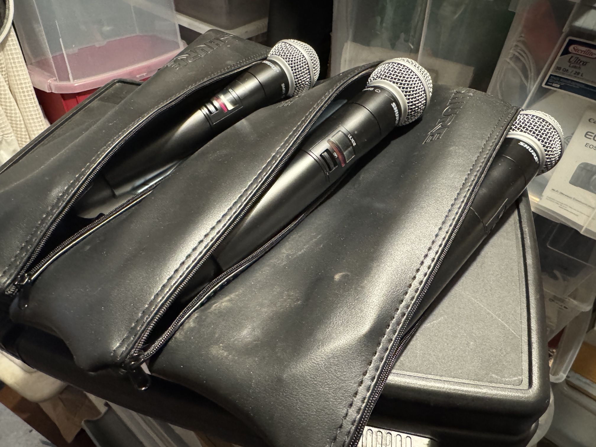 4 Shure ULXD2 / SM58 Wireless Microphones