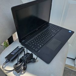 Dell 15.6" inch.. Windows 11, i5, 8gb ram, 256 GB SSD storage, - $160 