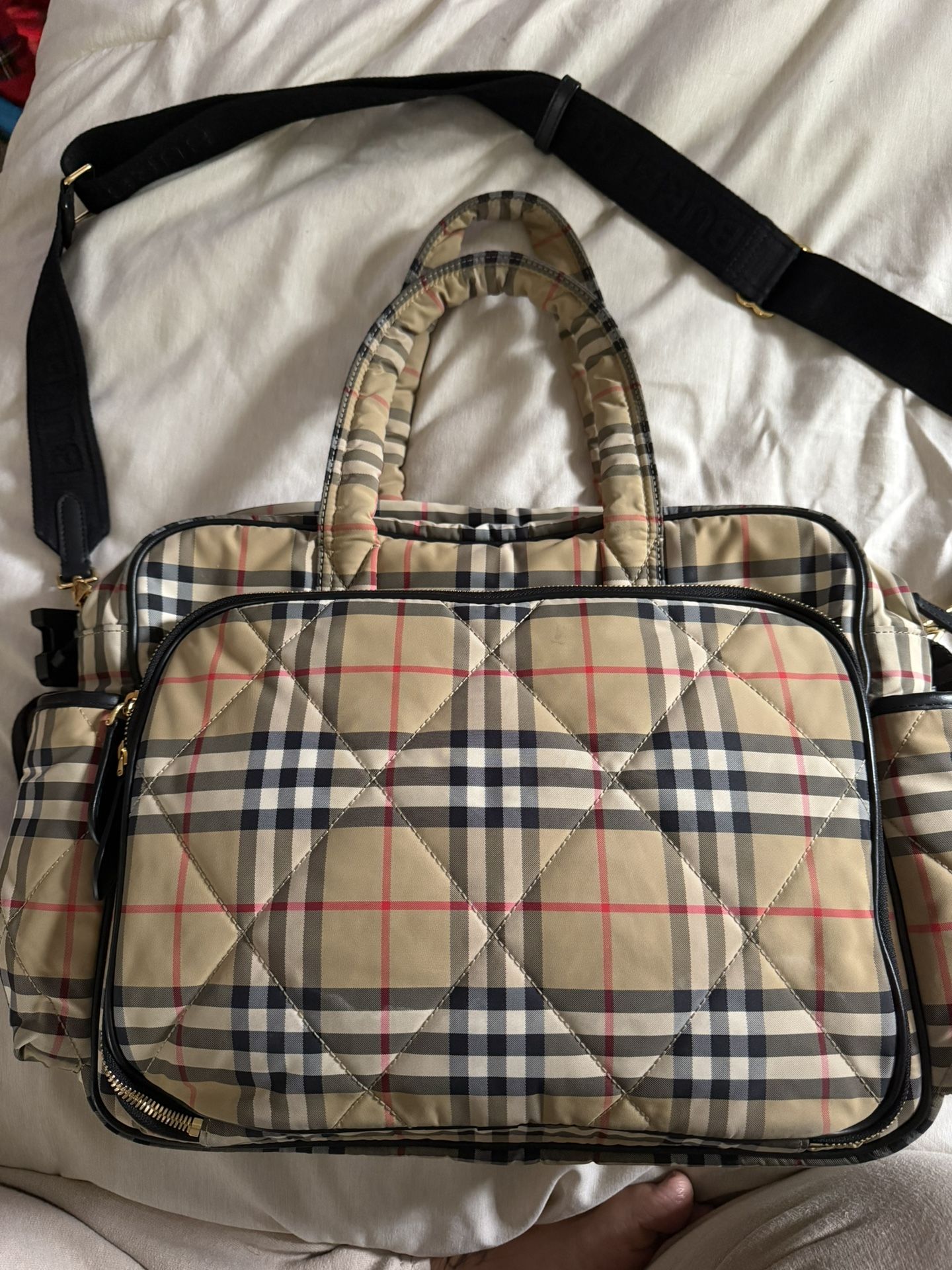 ✨ Burberry Diaper Bag – Authentic, Lightly Used + Changing Pad ✨