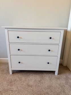 IKEA HEMNES 3-Drawer Dresser